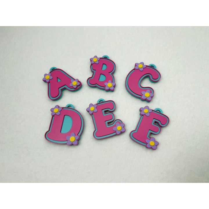 Floral Letter Keychains/Necklace Charm | Letras 3D personalizadas | Xuxisland Makers